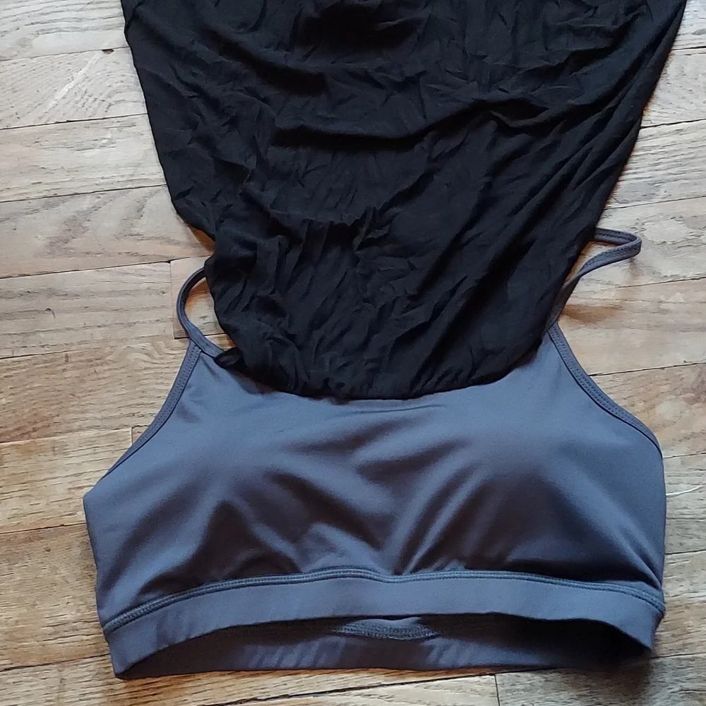 2 top bundle  6 for $10 tops - Picture 6 of 13